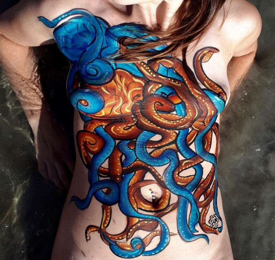 The touch of the brush feels relaxing, the paint on your skin creates positive body awareness.